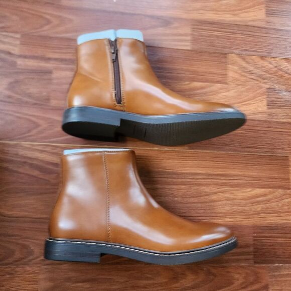 Kenneth Cole Reaction Ely Chelsea Tan Boots 7 NIB - Picture 4 of 10